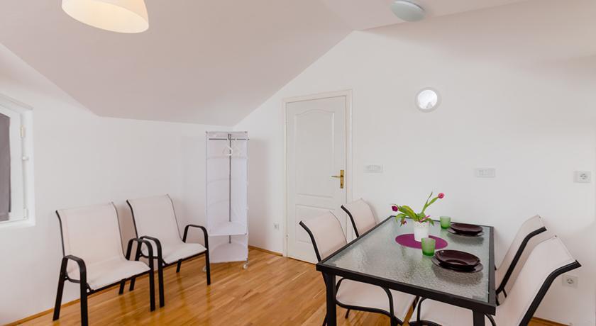 Apartments ริซาน ห้อง รูปภาพ